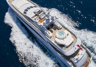 L'Equinox Yacht Charter in Mediterranean