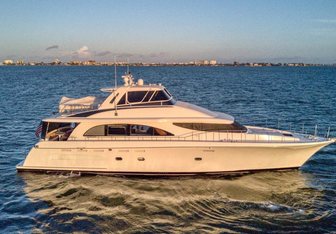Chaser yacht charter Cheoy Lee Motor Yacht
                                    