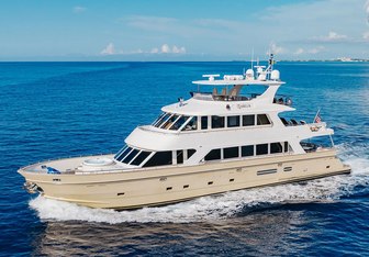 Aurelia yacht charter President Motor Yacht
                                    