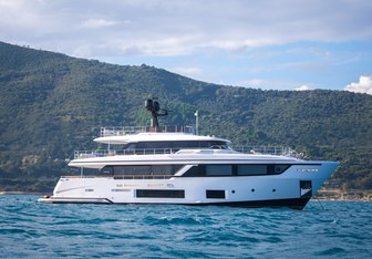 Rare Gem yacht charter Custom Line Motor Yacht