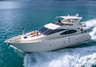 Salt Shaker yacht charter Azimut Motor Yacht
                                    