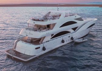 Seven Spices yacht charter Luxury Motor Yachts Motor Yacht
                                    