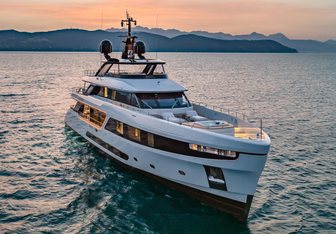 Dawo yacht charter Benetti Motor Yacht
                                    