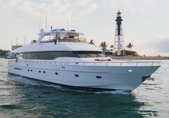 Two Seas Yacht Charter in Florida