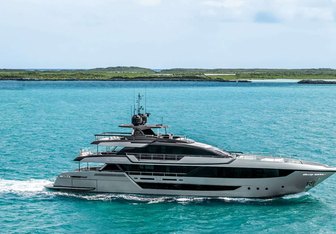 Tasty Waves Yacht Charter in Rum Cay
