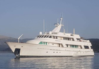 Kokomo Nights yacht charter Picchiotti Motor Yacht
                                    