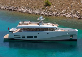 Kanga Yacht Charter in St Tropez