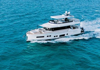 Norman's T4 Yacht Charter in Bahamas