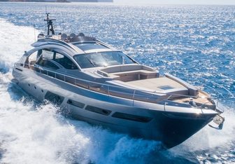Beyond yacht charter Pershing Motor Yacht