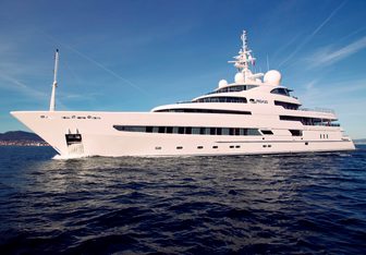 Naia Yacht Charter in Naples (Italy)
