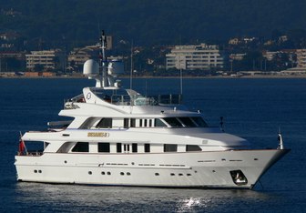 Desamis B Yacht Charter in French Riviera