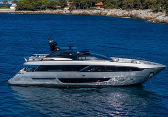 No Stress 888 Yacht Charter in East Mediterranean