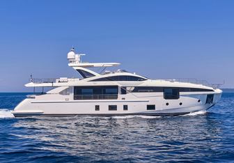 Volante yacht charter Azimut Motor Yacht
                                    