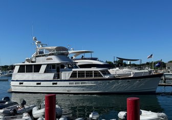 Gypsy Yacht Charter in Miami