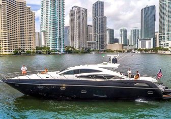 All In Yacht Charter in Rum Cay