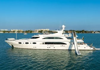 Sweet Caroline II Yacht Charter in Bimini