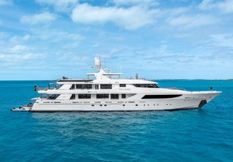 Valinor Yacht Charter in St Croix