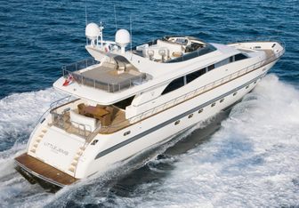 Seralin yacht charter Leopard Motor Yacht
                                    