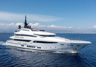 Navis One Yacht Charter in Indian Ocean