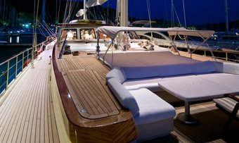 Daima yacht charter lifestyle