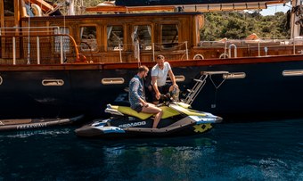 Smart Spirit 1 yacht charter lifestyle
