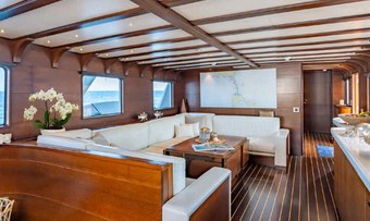 Semaya yacht charter lifestyle