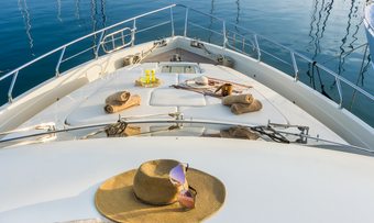 Amoraki yacht charter lifestyle