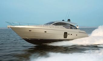 Cayenne yacht charter Pershing Motor Yacht
