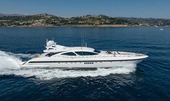 Blue Azur yacht charter lifestyle
