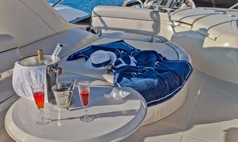 LouLou yacht charter lifestyle