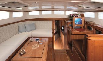 Kealoha yacht charter lifestyle