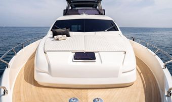 Kudu yacht charter lifestyle