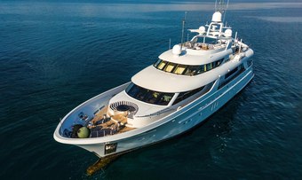 La Stella Dei Mari yacht charter lifestyle