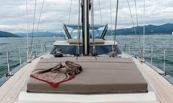Gigreca yacht charter lifestyle