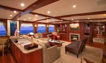 Stargazer yacht charter lifestyle