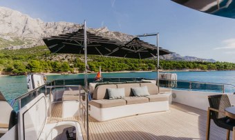 Cynthia yacht charter lifestyle