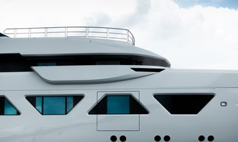 Alva yacht charter lifestyle