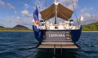 Leonara yacht charter lifestyle