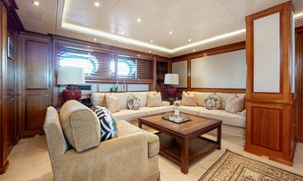 Norfolk Star yacht charter lifestyle