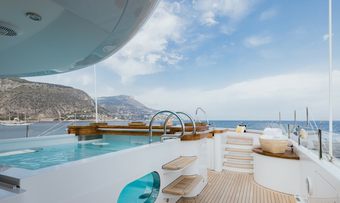 Ventum Maris yacht charter lifestyle