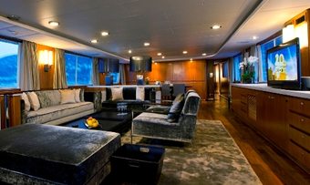 Atlas yacht charter lifestyle