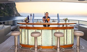 Vesper yacht charter lifestyle