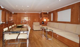 Infinity II yacht charter lifestyle
