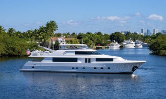 Determination yacht charter Westport Yachts Motor Yacht