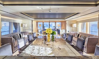 Seahorse yacht charter lifestyle