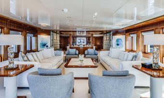 OCeanos yacht charter lifestyle