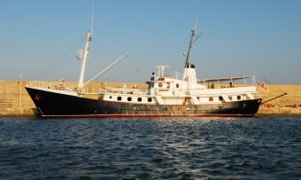 Drenec yacht charter Haarlemse Scheepsbouw Motor Yacht