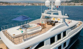 Timbuktu yacht charter lifestyle