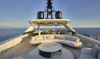 Awandra yacht charter lifestyle