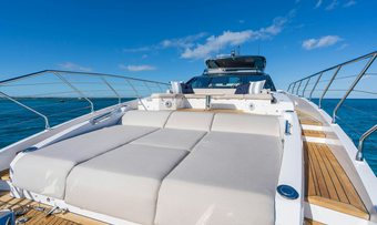 Sea Owl yacht charter lifestyle